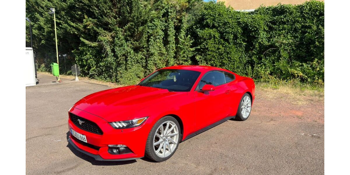 Ford Mustang 93.600 km 22.000 &euro; Saarbrücken 66121