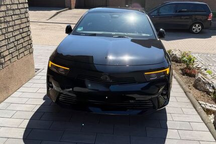 Opel Astra 26.000 km 21.600 &euro; Rheinbach 53359