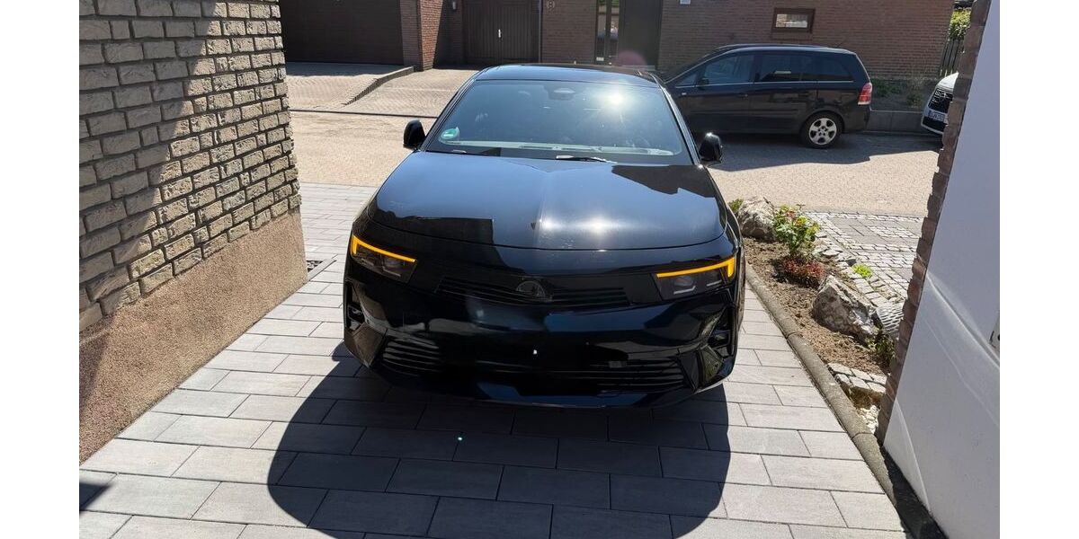 Opel Astra 26.000 km 21.600 &euro; Rheinbach 53359