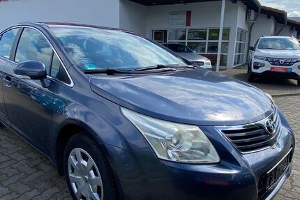 Toyota Avensis 180.000 km 4.950 &euro; Goslar 38644