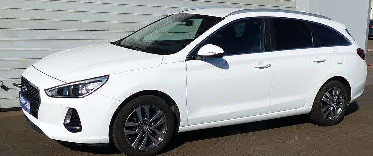 Hyundai i30 88.000 km 13.900 &euro; Kirchberg 55481
