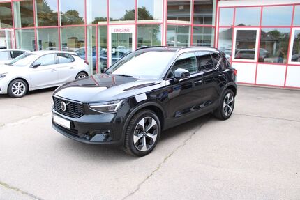 Volvo XC40 12.820 km 34.990 &euro; Dillingen ST Kicklingen 89407