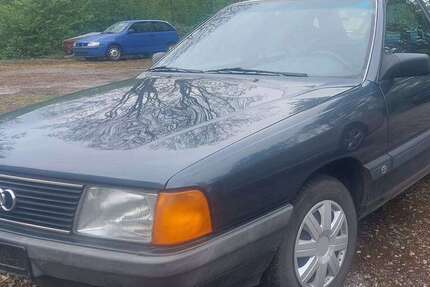 Audi 100