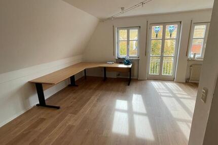 Wohnung Hirschau - 3 Zimmer, 69 m&sup2;, 560&euro; | Angebot:26664471