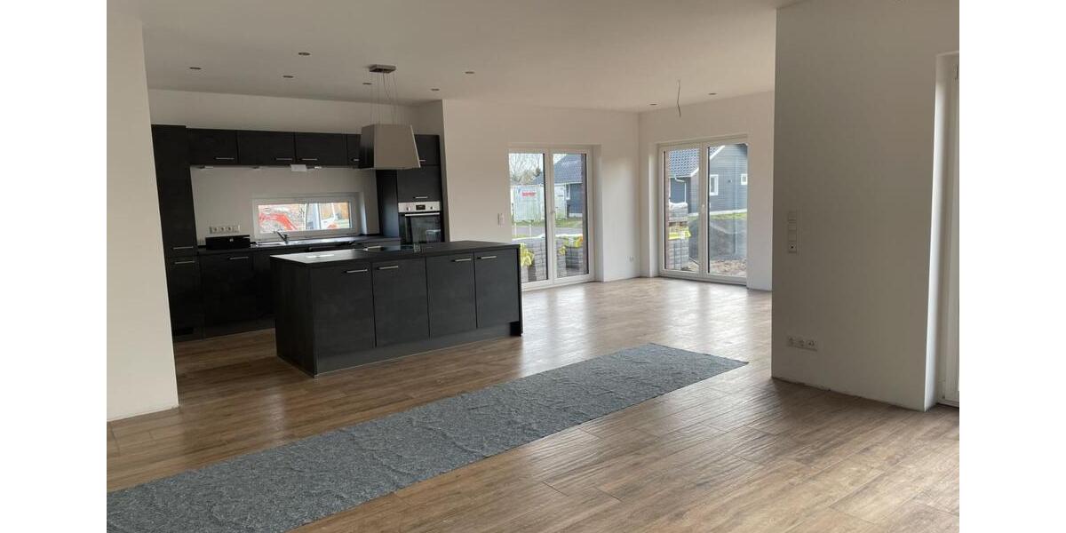 Bungalow Brokdorf - 3 Zimmer, 135 m&sup2;, 1.060&euro; | Angebot:26587980