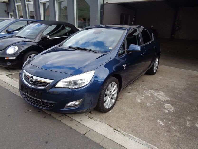 Opel Astra 63.687 km 7.400 € Göttingen 37081