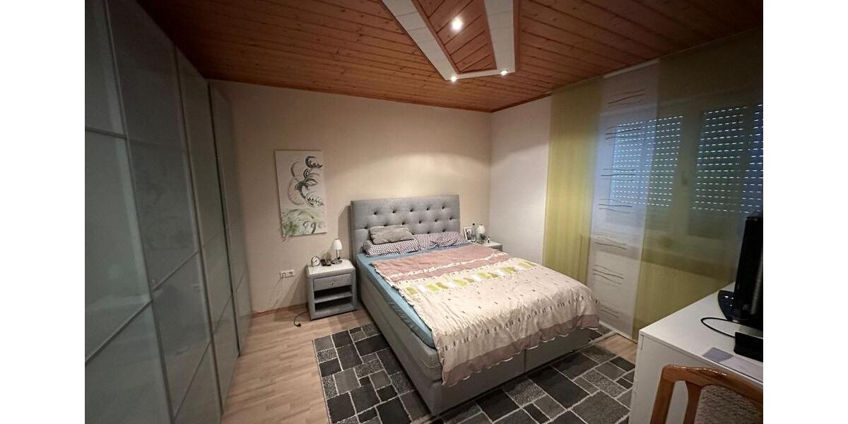 Mehrfamilienhaus, Wohnhaus Kitzingen - 7 Zimmer, 372 m&sup2;, 719.000&euro; | Angebot:21913333