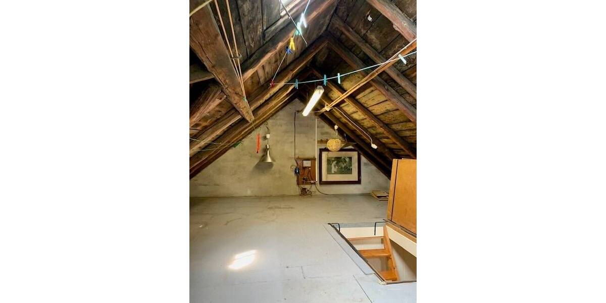 Reihenendhaus Reichenbach - 6 Zimmer, 127 m&sup2;, 99.000&euro; | Angebot:24040745