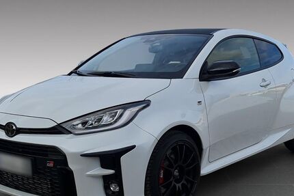 Toyota Yaris 12.300 km 39.990 &euro; Pettendorf 93186