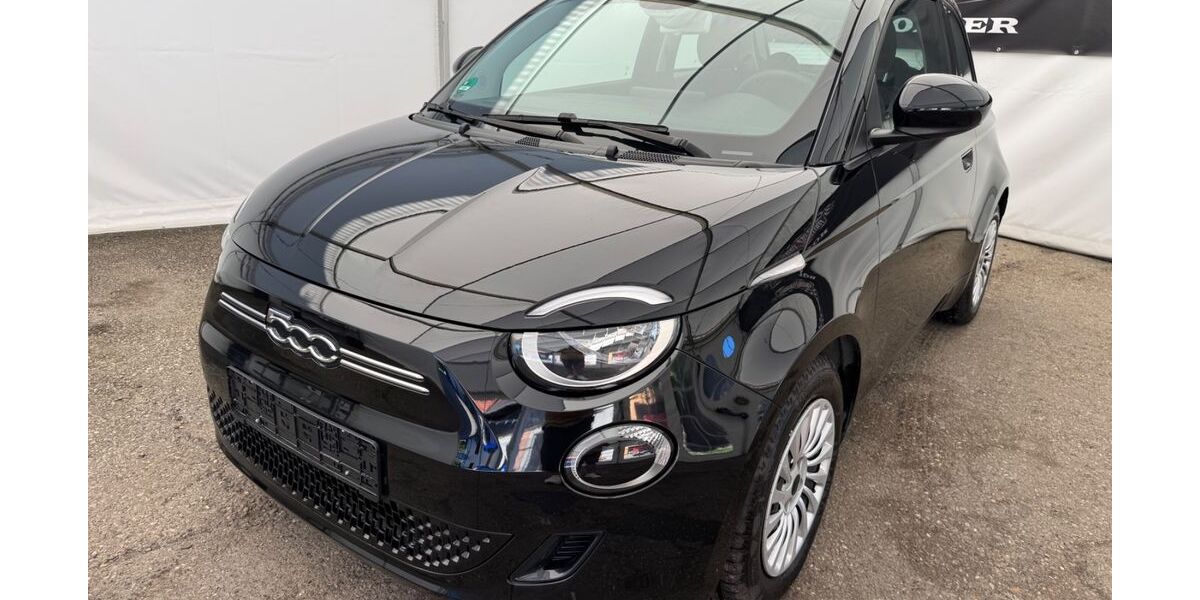 Fiat 500e 25.000 km 11.800 &euro; Langenmosen 86571