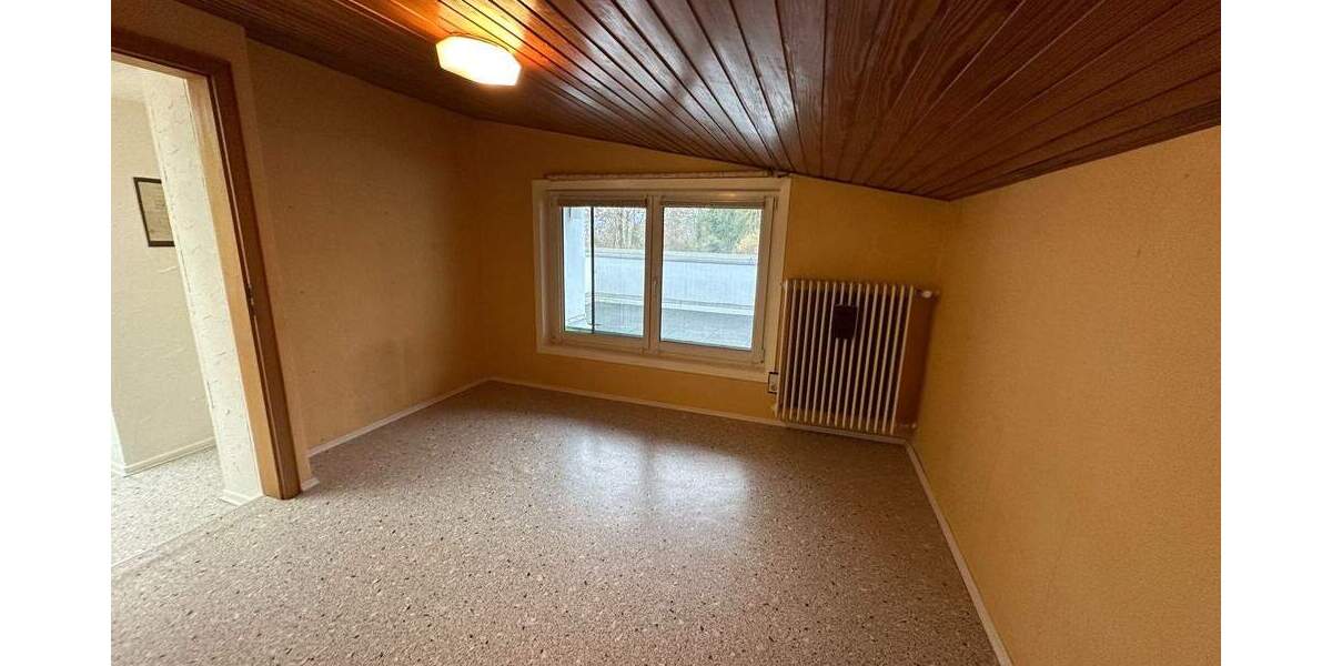 Einfamilienhaus Fritzlar - 6 Zimmer, 145 m&sup2;, 150.000&euro; | Angebot:25385502