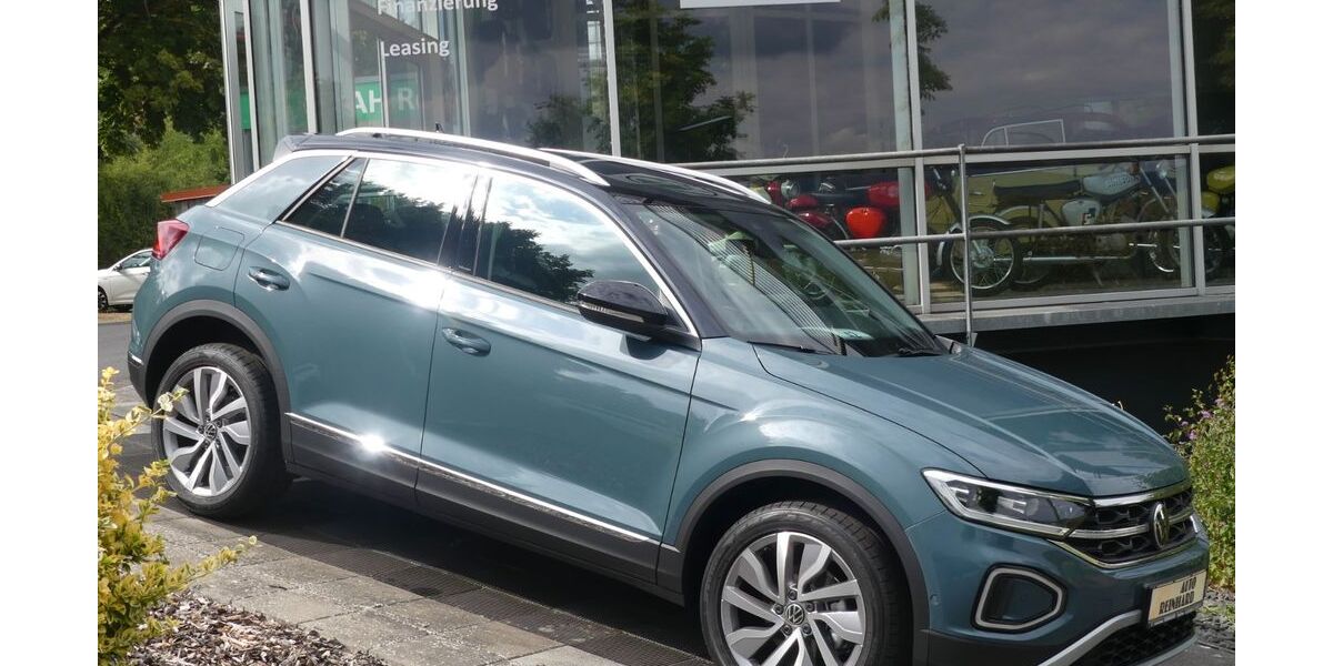 VW T-Roc 1.360 km 35.500 € Buttlar 36419