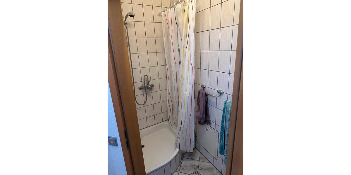 Etagenwohnung Schorndorf - 3 Zimmer, 10 m&sup2;, 550&euro; | Angebot:26661638