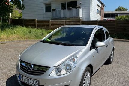 Opel Corsa 112.313 km 2.399 &euro; Kaarst 41564