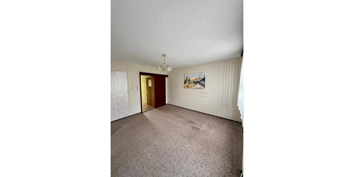 Erdgeschoßwohnung Greußen - 4 Zimmer, 60 m&sup2;, 47.500&euro; | Angebot:27020772