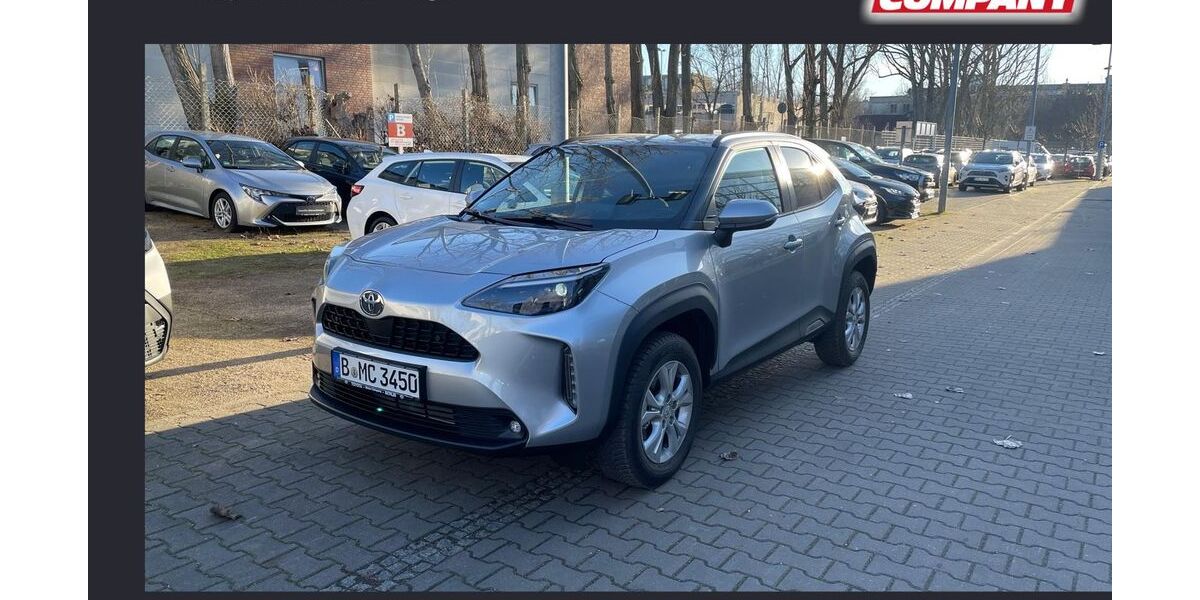 Toyota Yaris Cross 1.001 km 34.240 &euro; Berlin 13403