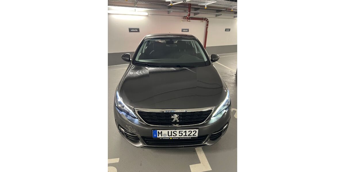 Peugeot 308 63.070 km 11.600 &euro; München 81379