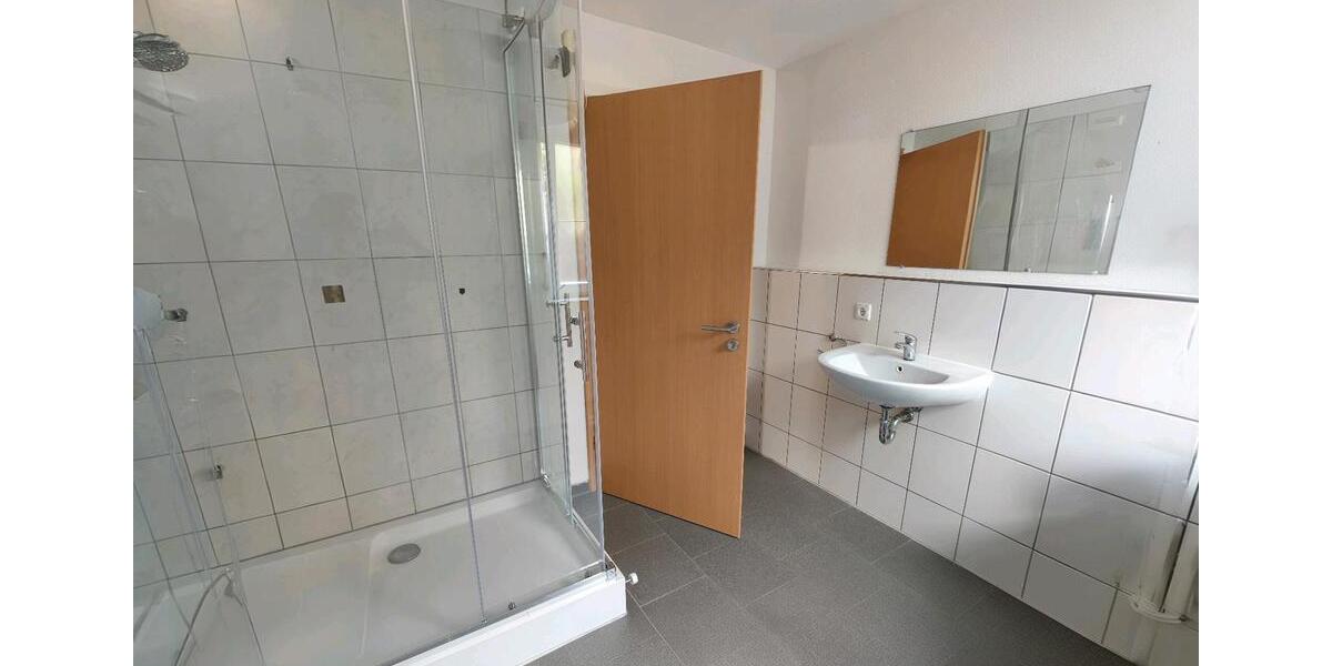 Mehrfamilienhaus, Wohnhaus Singen (Hohentwiel) - 11.5 Zimmer, 355 m&sup2;, 849.000&euro; | Angebot:27121585