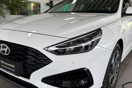 Hyundai i30 12.626 km 23.790 &euro; Kempen 47906