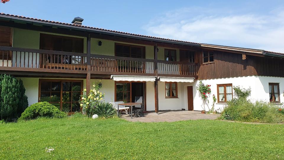 Großes renoviertes Haus mit Doppelgarage von Privat 5 zimmer