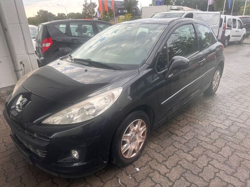 Peugeot 207 148.000 km 2.990 € Hanau 63452