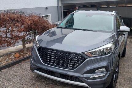 Hyundai TUCSON 75.700 km 18.000 € Wiesbaden 65207