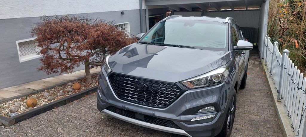 Hyundai TUCSON 75.700 km 18.000 € Wiesbaden 65207