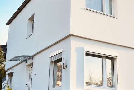 Haus zum Kaufen in Mülheim an der Ruhr 345.000 € 81 m² 3 zimmer