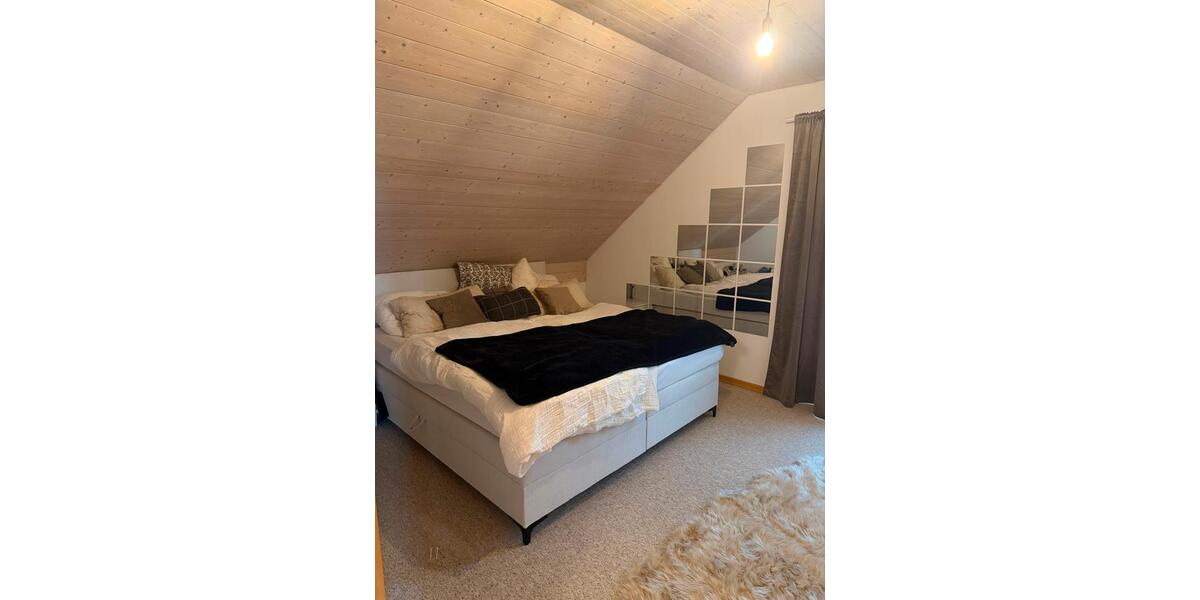 Dachgeschoßwohnung Peiting - 2 Zimmer, 55 m&sup2;, 250.000&euro; | Angebot:27185504