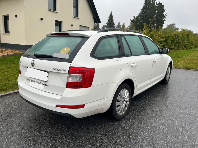 Skoda Octavia 112.665 km 7.900 € Hochkirch 02627