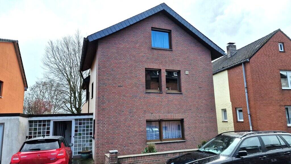 Mehrfamilienhaus, Wohnhaus Aachen Oberforstbach - 5 Zimmer, 106 m&sup2;, 235.000&euro; | Angebot:26192185