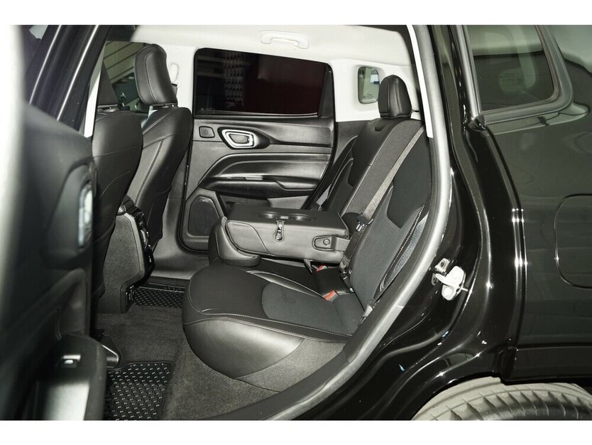Compass °IIIII° S Plug-In Hybrid 4WD FULL LED
