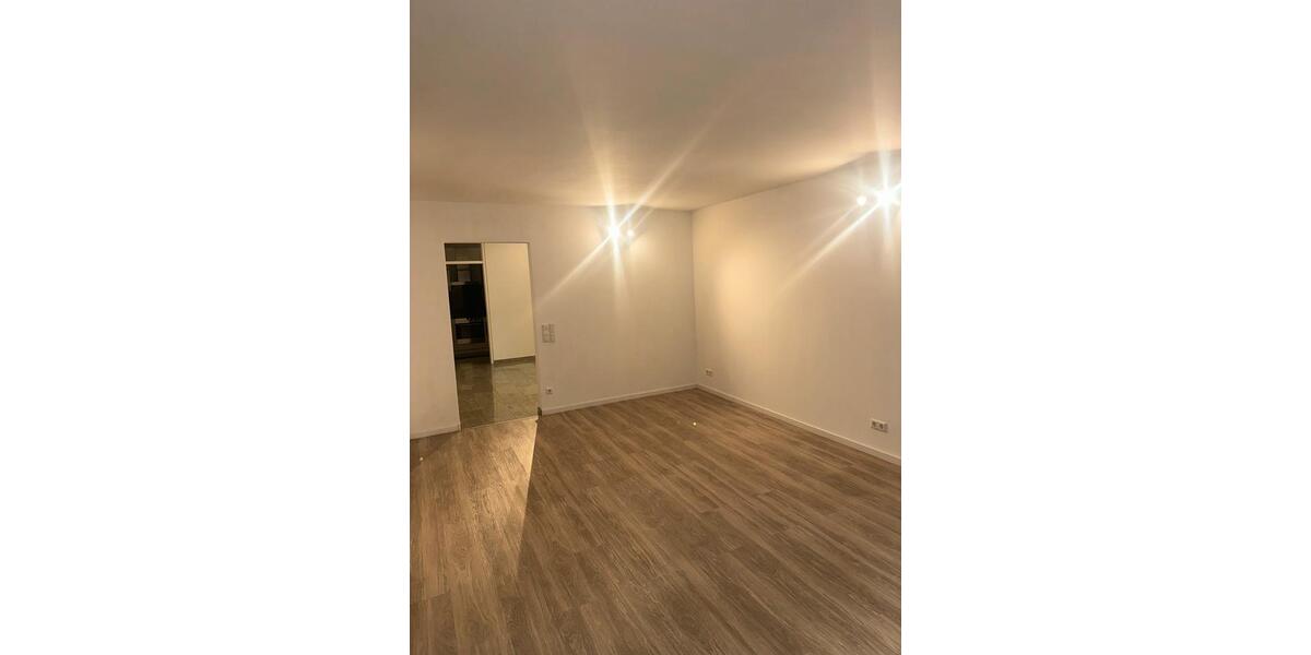 Etagenwohnung Karlsruhe Beiertheim-Bulach - 4 Zimmer, 92 m&sup2;, 1.600&euro; | Angebot:26241680