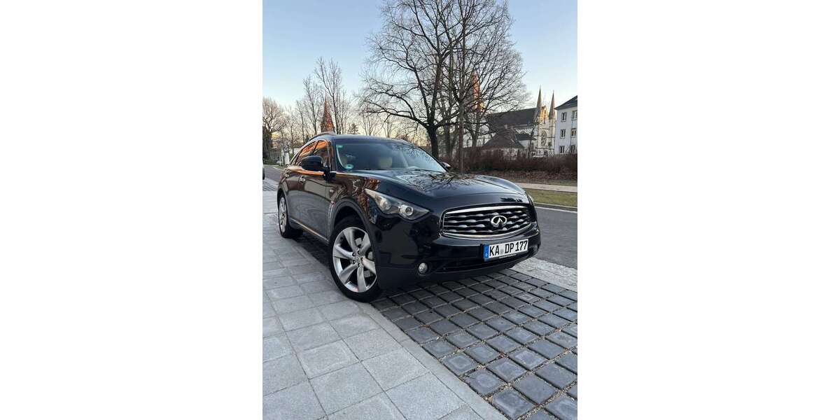 INFINITI FX 298.260 km 11.500 € Karlsruhe 76133