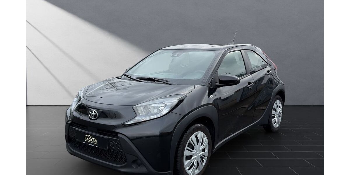 Toyota Aygo (X) 7.480 km 13.950 &euro; Wesel 46485