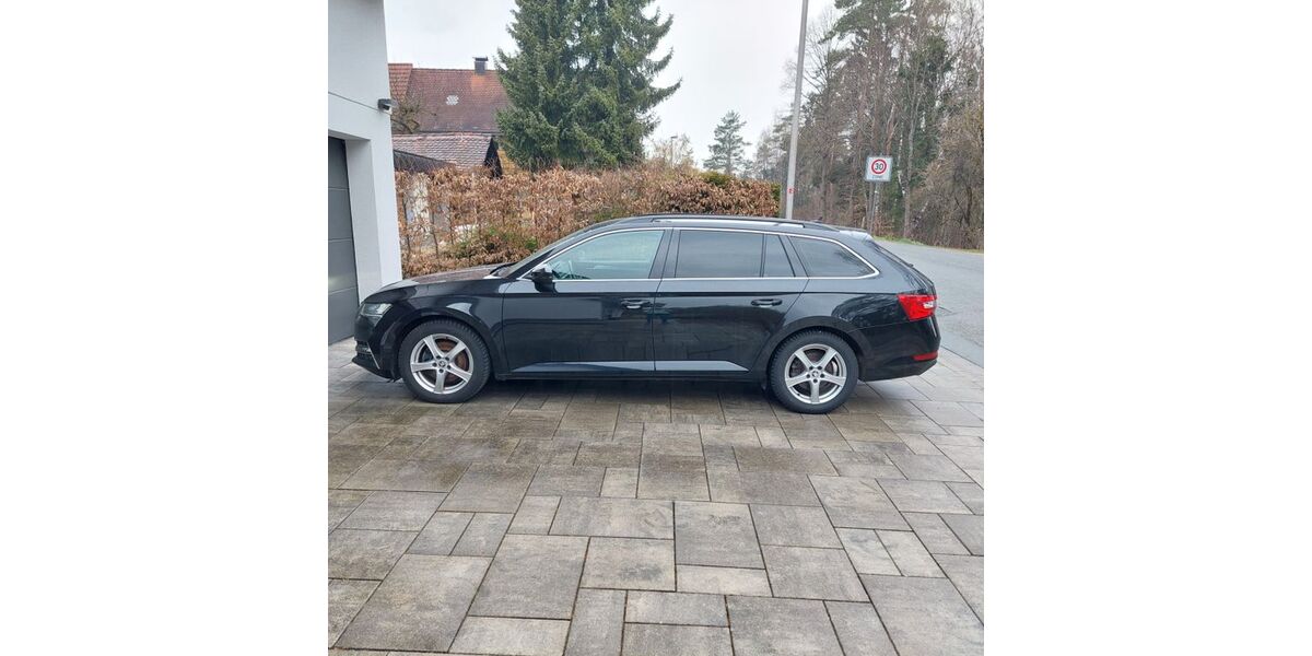Skoda Superb 86.000 km 19.500 &euro; Velden 91235