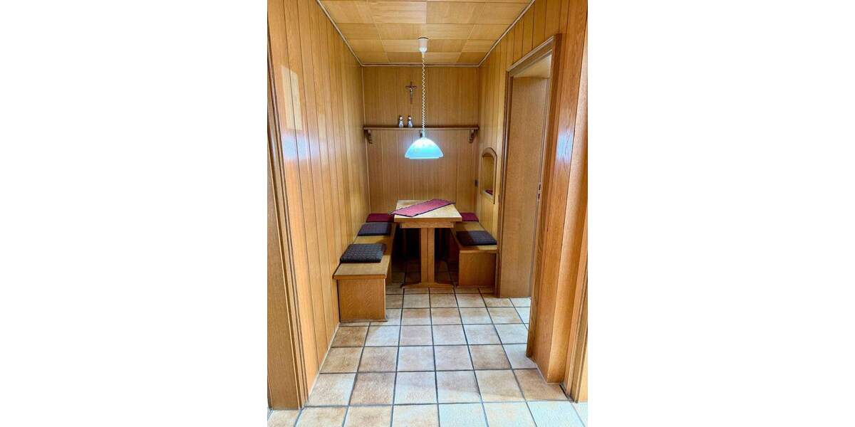 Etagenwohnung Witten Mitte - 3 Zimmer, 103 m&sup2;, 695&euro; | Angebot:25139981