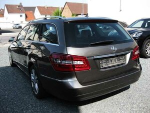 Mercedes-Benz E 220 T CDI DPF Aut.Avantgarde Gepflegt Top Ausst. 392.000 km 3.999 &euro; Biebesheim 64584