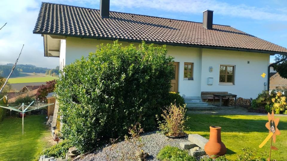 gemütliches Wohnhaus in wunderbarer Lage mit schönem Garten