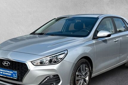Hyundai i30 74.300 km 16.700 &euro; Rüsselsheim 65428