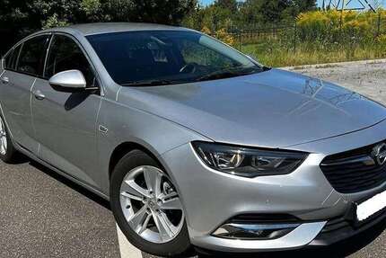 Opel Insignia 49.000 km 17.700 &euro; Bremen 28209