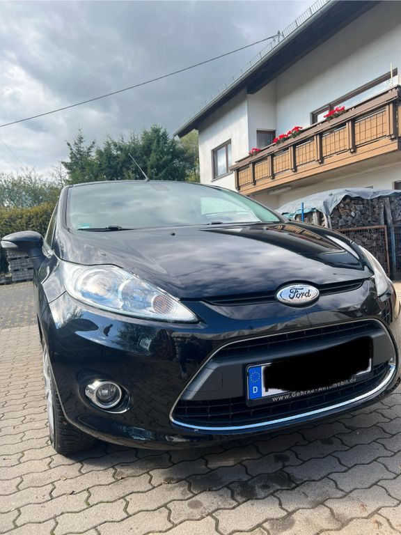 Ford Fiesta 148.000 km 4.500 € Prüm 54595