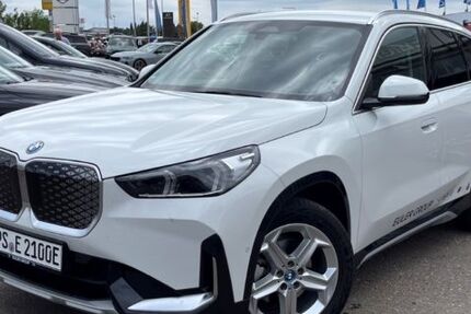 BMW iX1 4.460 km 45.899 € Landstuhl 66849