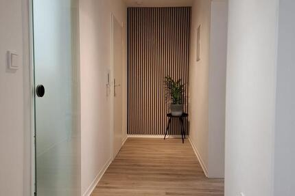 „Einziehen & Wohlfühlen“ Sanierte 2 Zi-Wohnung+ Garage am Kurpark 2 zimmer