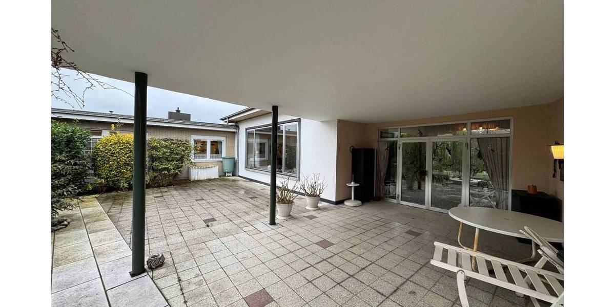 Bungalow Bad Nenndorf - 6 Zimmer, 235 m&sup2;, 400.000&euro; | Angebot:25245922
