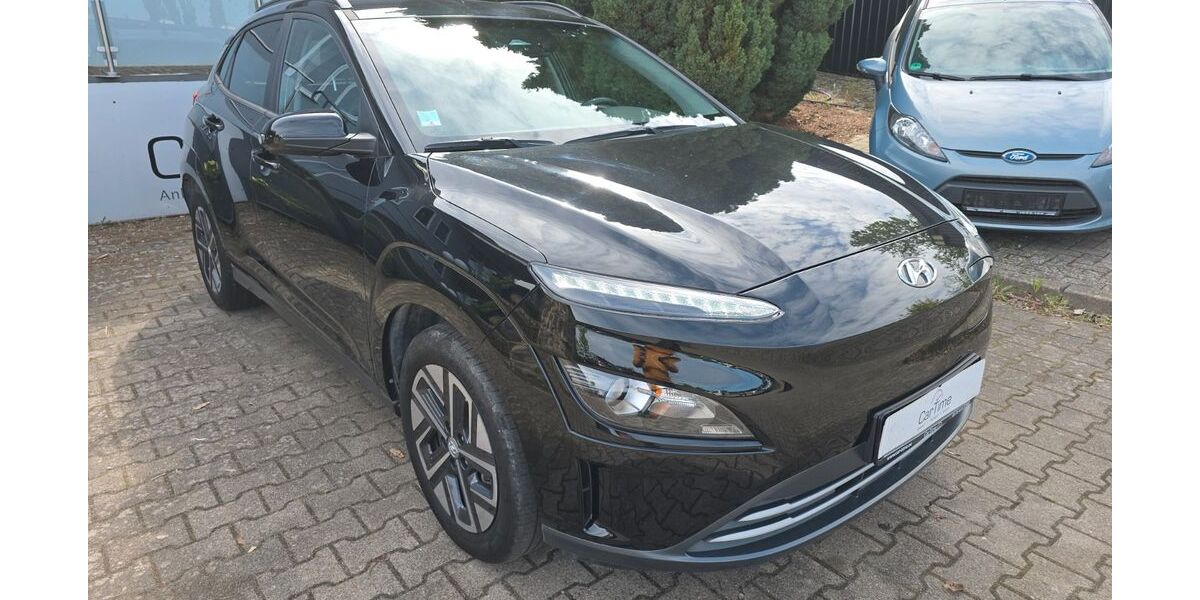 Hyundai KONA Elektro 54.031 km 17.990 &euro; Neubrandenburg 17036