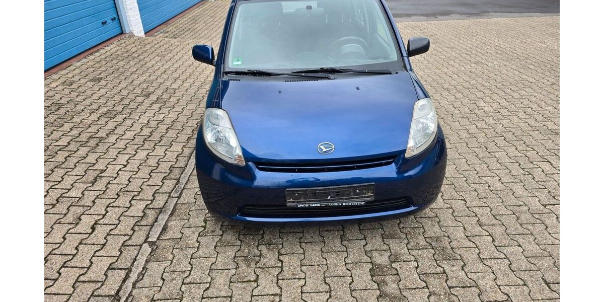 Daihatsu Sirion 114.000 km 2.499 &euro; Aachen 52068