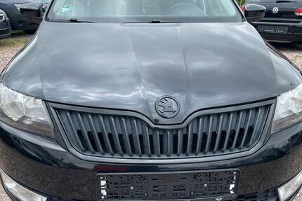 Skoda Rapid 149.000 km 4.999 &euro; erfurt 99087