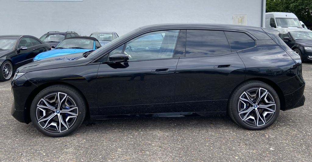 BMW iX 10.000 km 78.000 &euro; Aschaffenburg 63741