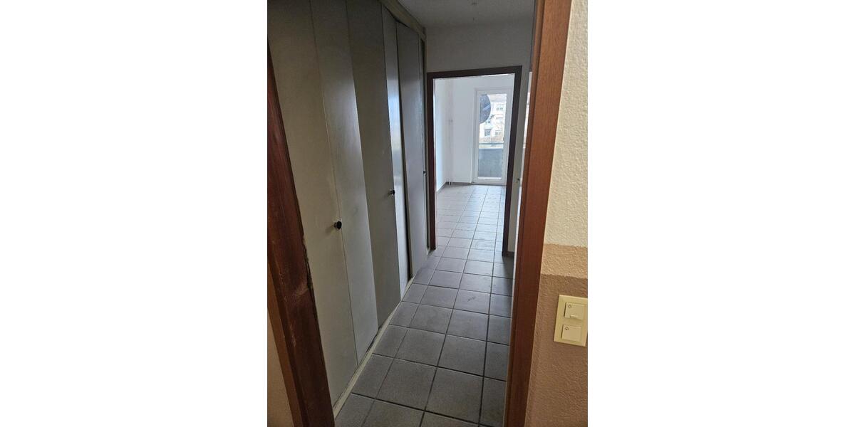 1-Zimmer-Wohnung mit Balkon und Tiefgarage 1 zimmer